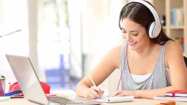 Capacitaciones sobre IA en Neuquén.