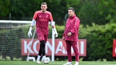 Franco Armani y Kevin Castaño están al límite de las tarjetas amarillas.