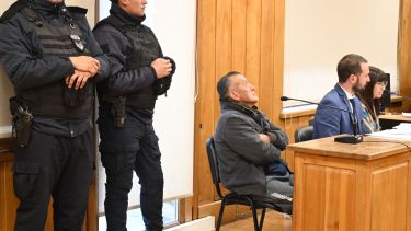 Carlos Argentino Sandoval escuchó en silencio los cargos que la fiscalía le atribuyó este martes por homicidio. (foto Alfredo Leiva)