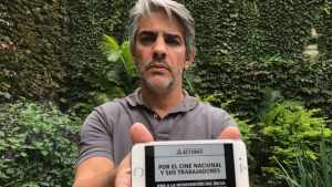 Pablo Echarri convocó a un abrazo simbólico por el Teatro: “Vivimos en una democracia vaciada”