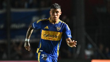 Ayrton Costa podría perderse el Mundial de Clubes.