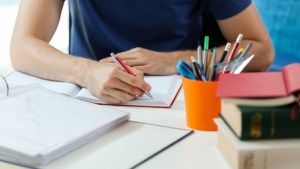 Inscripción a becas Gregorio Álvarez de la UNCO sede Chos Malal: cómo anotarse