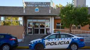 Apareció la mujer que era buscada en Neuquén y Roca: dijo a las autoridades que «estaba bien»
