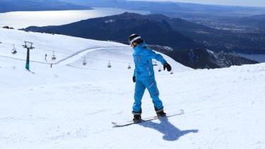 Escuela Xtreme: la experiencia completa para aprender a esquiar y disfrutar la nieve en el Cerro Catedral