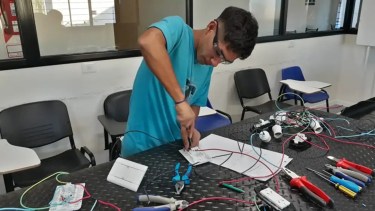 300 vecinos de Cutral Co se formarán en oficios a través de la UTN