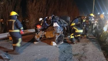 Chocó por ir a gran velocidad y se salvó de milagro. Foto: gentileza Policía de Neuquén