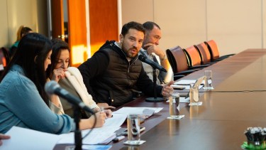 El diputado Lépore dio detalles del proyecto que se debate en comisión. (Gentileza)