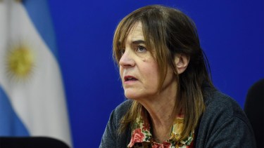 Cumbre para acordar la lista de Fuerza Patria en Neuquén: la rectora Beatriz Gentile, cerca de la candidatura