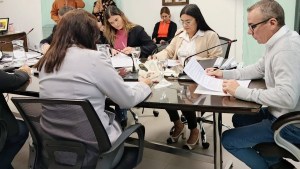 Concejales de Plaza Huincul darán becas a estudiantes terciarios y universitarios