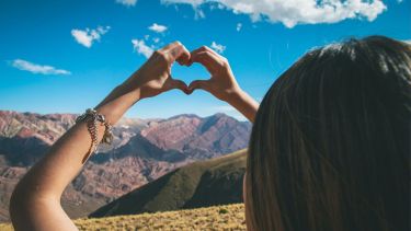 Cerro de los 14 Colores en la Serranía de Hornocal, cerca de la ciudad de Humahuaca. Es uno de los paisajes más emblemáticos de Jujuy. Foto Turismo Jujuy. 