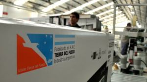 Tras el anuncio de la reducción de los aranceles, un gremio frenó la industria electrónica en Tierra del Fuego