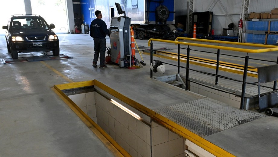 La Revisión Técnica Obligatoria (RTO) en Río Negro busca interesados en operar en la zona Centro. Archivo