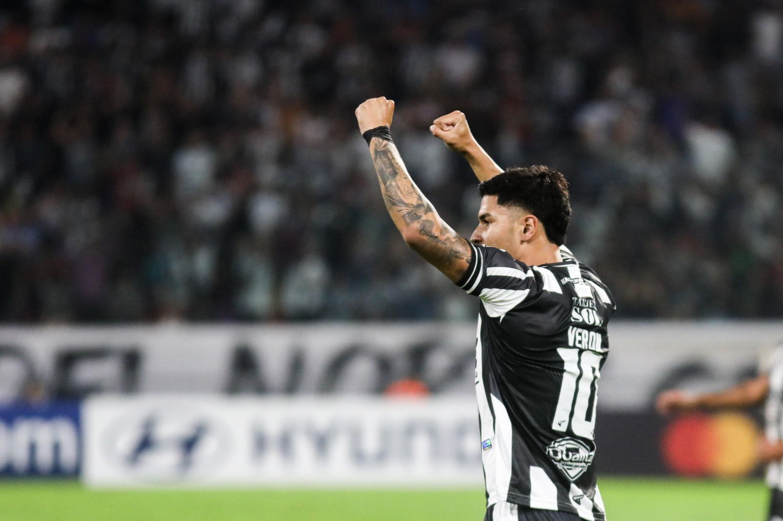 Central Córdoba ovtuvo un valioso empate ante Flamengo por la Libertadores.