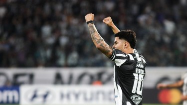 Central Córdoba ovtuvo un valioso empate ante Flamengo por la Libertadores.