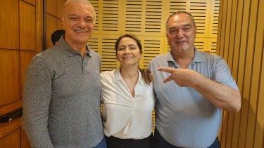Los dos senadores de la polémica, a la izquierda de la imagen. Foto: gentileza. 