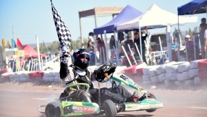 El karting con caja tiene otra doble cita en El Anfiteatro de Fernández Oro