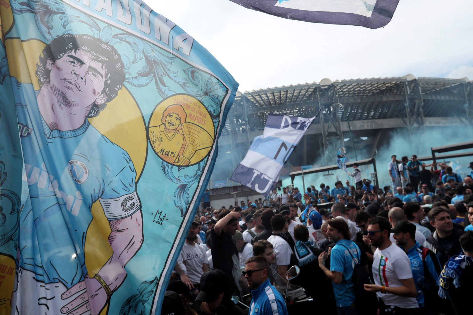 Las mejores fotos de los festejos de Napoli en Italia: el cuarto Scudetto y el recuerdo de Maradona