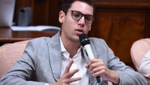 Javier Milei y la tenencia de armas: análisis de sus implicancias y la maniobra discursiva