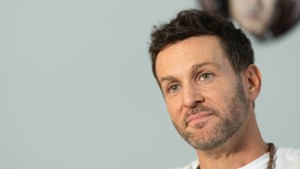 Axel revela su faceta como preparacionista: ¿qué tiene en su kit de supervivencia?