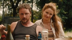 James McAvoy protagoniza este remake de una película de terror danesa y es un éxito en streaming