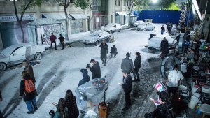 “Sal, espuma celulosa y gel de pañal de bebé”: un detallado detrás de escena de El Eternauta