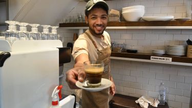 Hoteleros de Bariloche pusieron en marcha su propia bolsa de trabajo