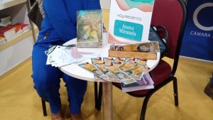 «La infancia que me dio raíces», un libro que desde Bajada del Agrio en Neuquén llegó a la Feria Internacional del Libro de Buenos Aires