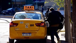 El MPN sigue postergando la aprobación de Uber en Neuquén