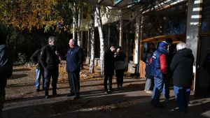 Incertidumbre en Bariloche: 19 trabajadores piden respuestas por el abandono de una cadena hotelera internacional