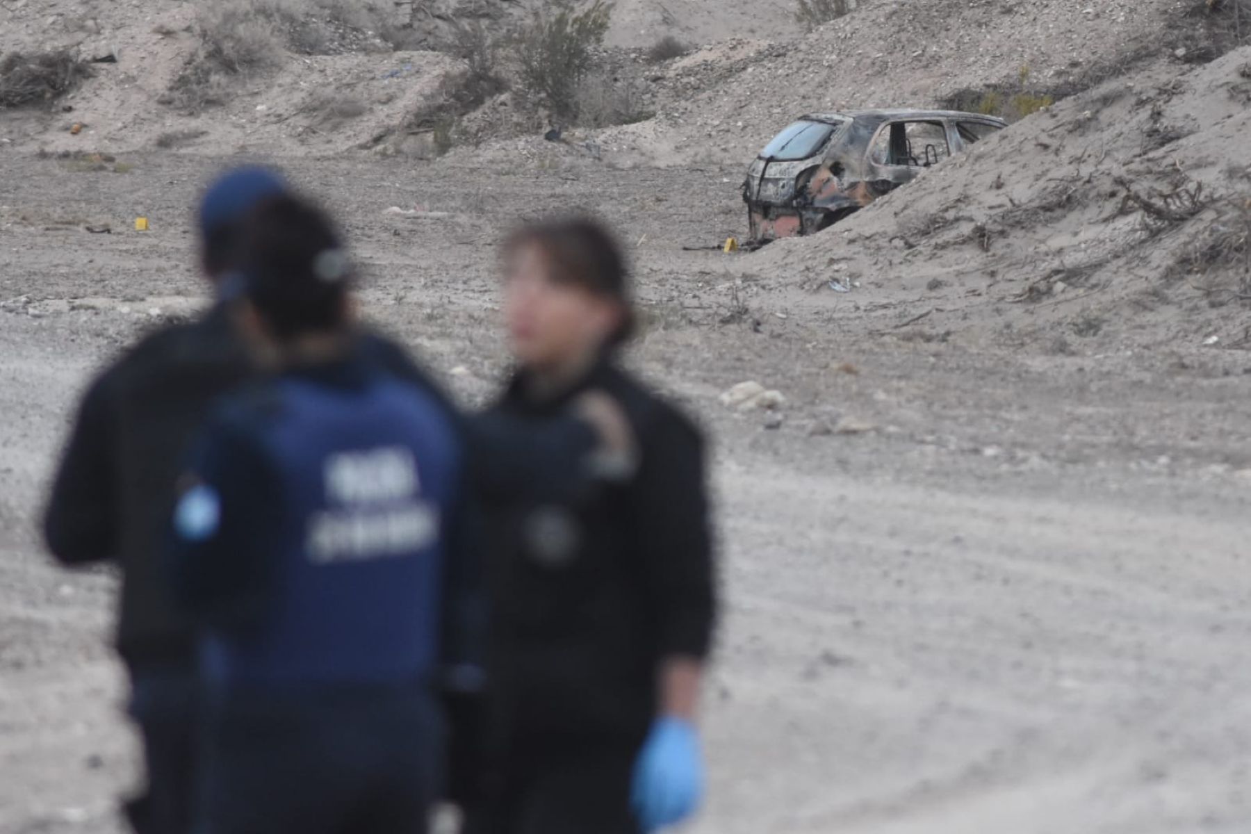 Encontraron un auto quemado que sería el de Tomás Julián Dobra De La Canal: fuerte operativo en Roca - Image 3