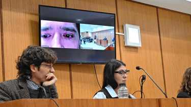 Oscar Carriqueo siguió la  audiencia desde el Penal 1 de Viedma. Foto Alejandro Carnevale.