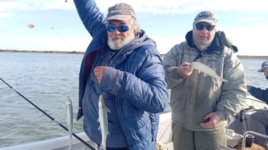 A la pesca del pejerrey en Bahía San Blas: una guía completa para que tengas buenos piques