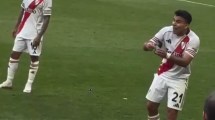 Imagen de El gesto oculto de Huevo Acuña que desató la furia de Dumfries en la eliminación de River