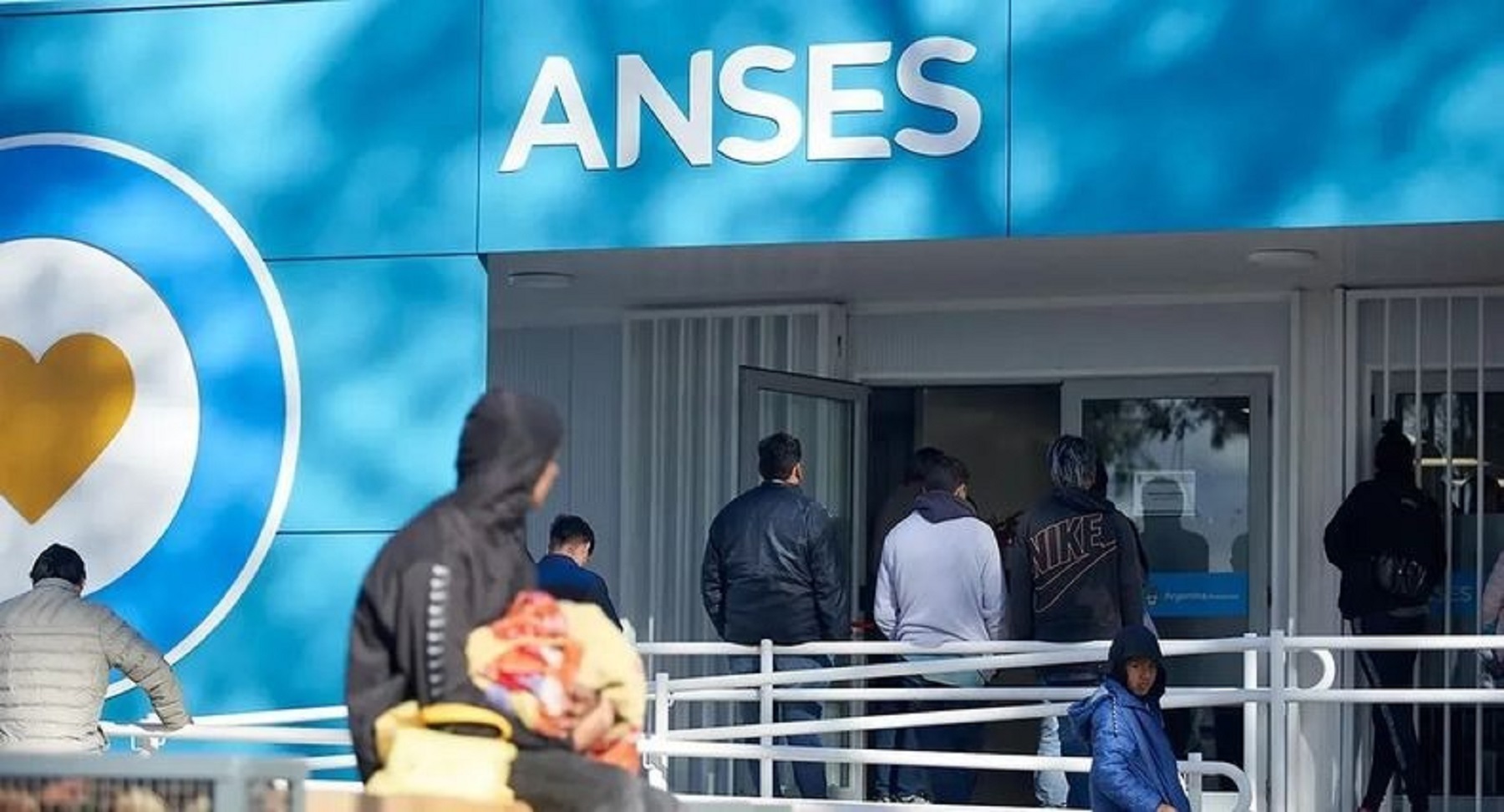 Qué pasará con el bono a jubilados y pensionados de Anses en julio 2025 ...