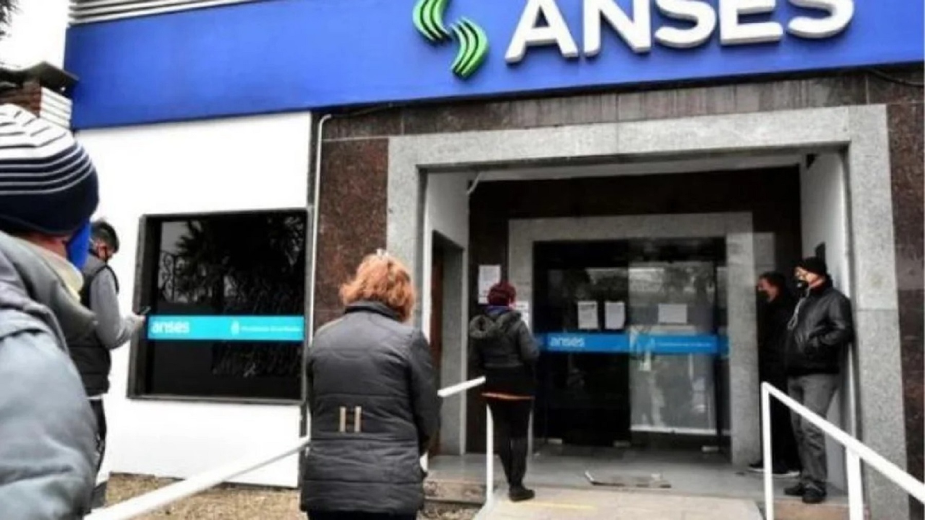 ¿Aumenta el bono? Qué jubilados y pensionados de Anses recibirán el ...