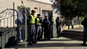 La Libertad Avanza de Neuquén con custodia policial: aseguran que es por la marcha por Cristina Kirchner