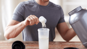 Tomar creatina todos los días: ¿sirve o te puede hacer mal?