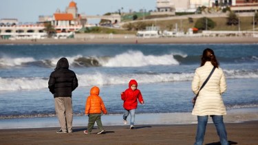 Feriados de junio 2025. 