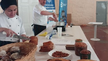 La Universidad del Comahue organiza talleres para mejorar las prácticas de conservación de alimentos artesanales/FACTA.