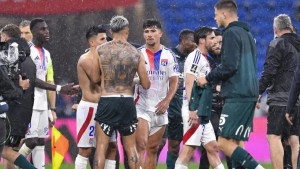 Dos figuras de la Selección Argentina se van al descenso por los problemas económicos de su club