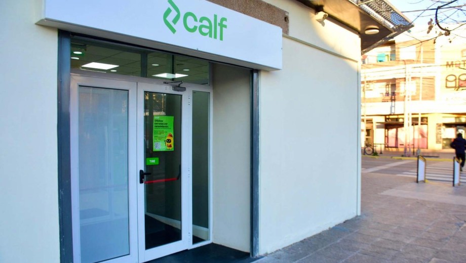 La sede central de la cooperativa eléctrica CALF (foto Matias Subat)