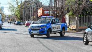 Encontraron el cuerpo de una mujer en plena calle en Neuquén y suman esfuerzos para identificarla