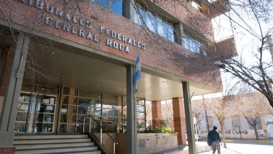 Poder Judicial Federal de General Roca. Foto Juan Thomes.

