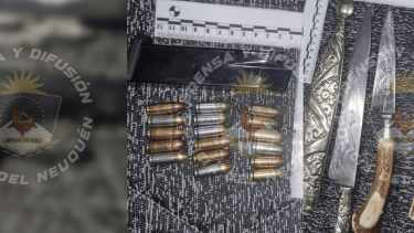 Allanamiento en Centenario por amenazas: hallan un arma 9 mm, cuchillos y municiones. Foto: Policía de Neuquén.