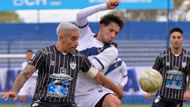 Cipolletti viene de ganarle a Brown en Puerto Madryn. (Foto: Daniel Feldman / Diario Jornada)
