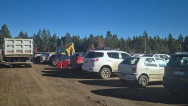 Por autos, obras afectadas en el aeropuerto de San Martín de los Andes. Foto: Gentileza Neuquén Informa. 