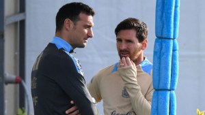 Sorpresa en la Selección Argentina: Lionel Scaloni puso en duda la titularidad de Lionel Messi