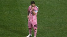 Imagen de Un excompañero salió a bancar a Lionel Messi y destrozó al Inter Miami: «Juega con estatuas»