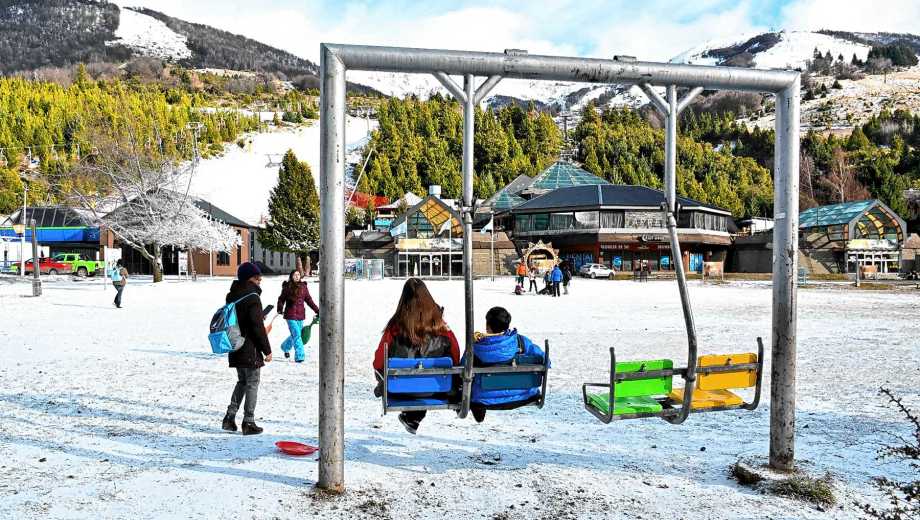 El proyecto de desarrollo del cerro Catedral planea inversiones y modernización principalmente en la base de la montaña y el área de 1.200 msnm. Archivo