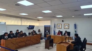 El juicio por el crimen de Hernandorena culminó con la declaración de culpabilidad para Abarzua en Cutral Co. Foto Cutral Co Al Instante.